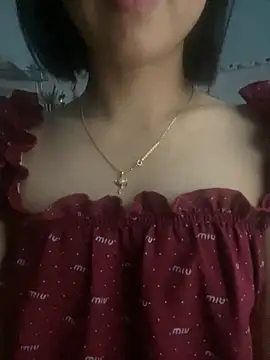 Snapshot of -NhaKy22 chatting on October 2025 03:43:01 PM -NhaKy22 online show from October 2025 03:43:01 PM