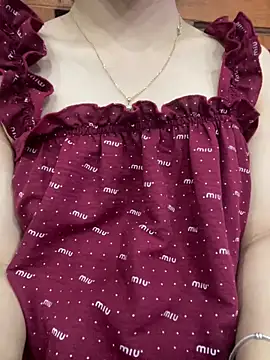 Snapshot of -NhaKy22 chatting on October 2025 02:17:02 PM -NhaKy22 online show from October 2025 02:17:02 PM