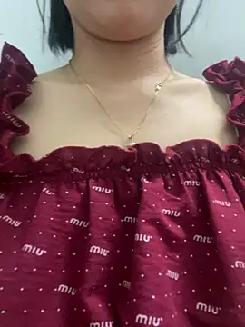 Snapshot of -NhaKy22 chatting on October 2025 02:28:02 PM -NhaKy22 online show from October 2025 02:28:02 PM