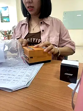 Snapshot of -NhaKy22 chatting on October 2025 12:57:01 AM -NhaKy22 online show from October 2025 12:57:01 AM