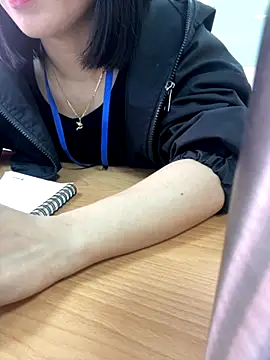 Snapshot of -NhaKy22 chatting on November 2025 03:04:01 AM -NhaKy22 online show from November 2025 03:04:01 AM