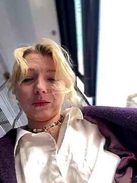 EveLittleSinner online show from September 2025 08:42:02 AM