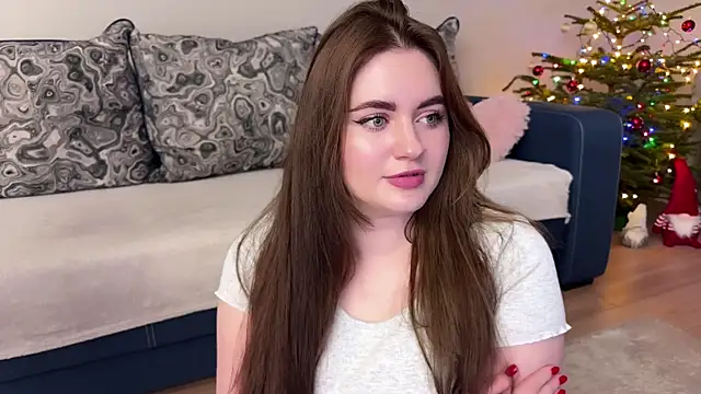 Snapshot of maria_and_alex chatting on December 2024 07:20:01 PM maria and alex online show from December 2024 07:20:01 PM