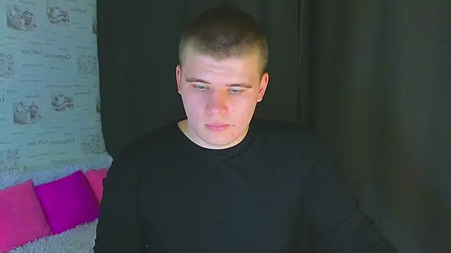 kittenmurr online show from September 2025 08:36:02 PM