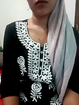 Snapshot of Cutie_Shruti chatting on September 2025 10:08:01 AM Cutie Shruti online show from September 2025 10:08:01 AM