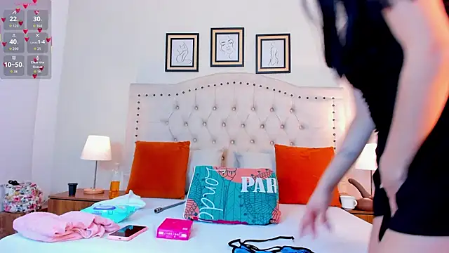 natasha moreno online show from February 2026 12:23:01 PM