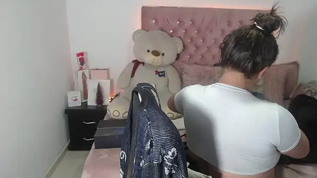 patty squirt  online show from October 2025 02:31:02 AM