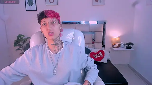 Luci Rose online show from September 2025 01:57:02 PM