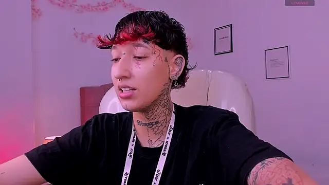 Luci Rose online show from May 2026 08:16:02 PM