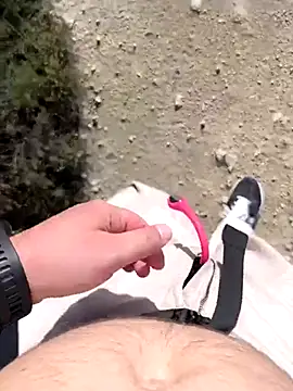 Snapshot of Ole_Plus chatting on October 2025 08:37:01 AM Ole Plus online show from October 2025 08:37:01 AM