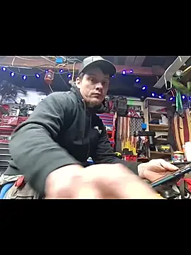 twistafatpipe online show from February 2026 10:28:01 PM