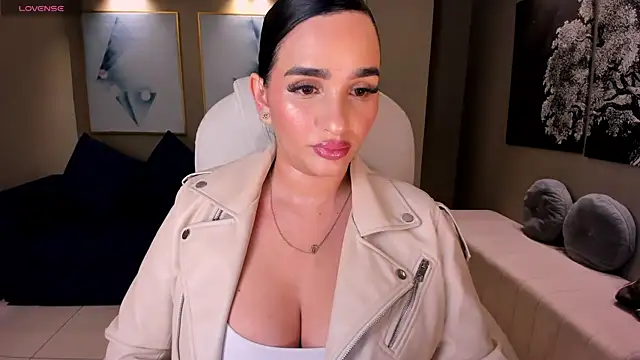 NovaSpencer online show from October 2025 12:28:02 PM