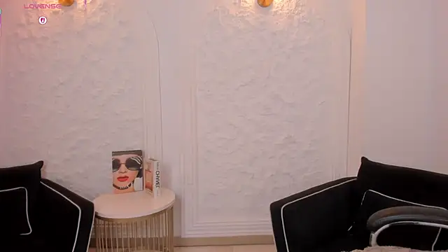 VeronicaBlue online show from July 2026 02:13:01 PM