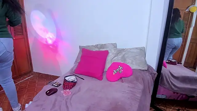 Ashley Monroe online show from March 2026 07:42:01 PM