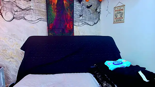 Snapshot of Vero_Temptation chatting on October 2025 03:03:02 AM Vero Temptation online show from October 2025 03:03:02 AM