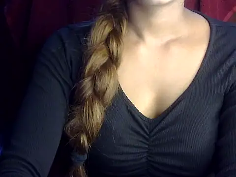 heartless Queen online show from November 2025 05:18:02 AM