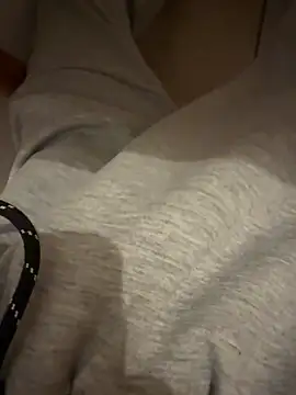 Snapshot of Dicksxd chatting on October 2025 09:27:01 PM Dicksxd online show from October 2025 09:27:01 PM