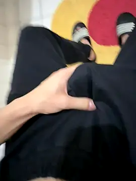 Snapshot of Dicksxd chatting on November 2025 09:07:02 AM Dicksxd online show from November 2025 09:07:02 AM