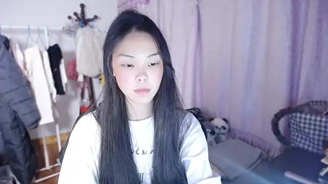 Snapshot of yao-yao_ chatting on December 2025 11:52:02 AM yao-yao online show from December 2025 11:52:02 AM