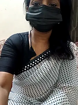 Snapshot of Rithya27 chatting on October 2025 06:30:01 PM Rithya27 online show from October 2025 06:30:01 PM