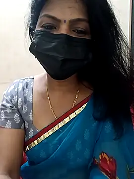 Snapshot of Rithya27 chatting on November 2025 06:07:02 PM Rithya27 online show from November 2025 06:07:02 PM