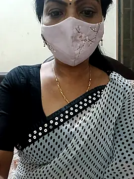 Snapshot of Rithya27 chatting on January 2026 05:37:01 PM Rithya27 online show from January 2026 05:37:01 PM