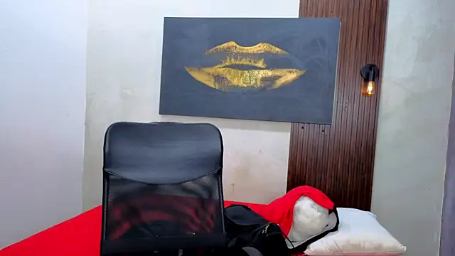 Snapshot of DylanGuss chatting on September 2025 11:43:02 AM DylanGuss online show from September 2025 11:43:02 AM