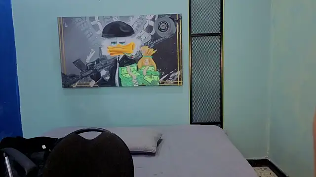 Snapshot of DylanGuss chatting on November 2025 11:43:02 AM DylanGuss online show from November 2025 11:43:02 AM