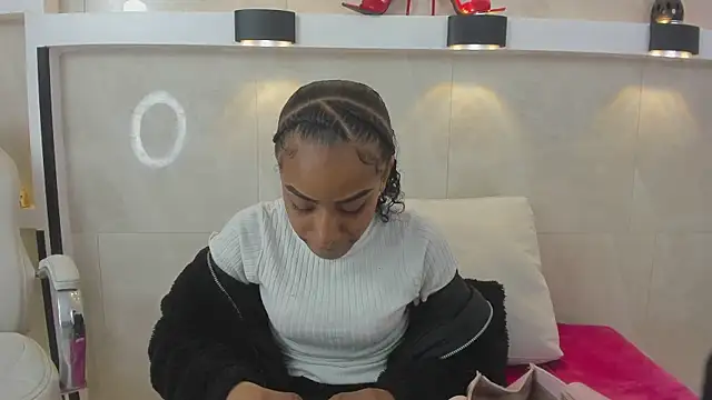 aaliyah beller online show from October 2025 11:39:02 PM