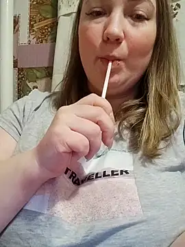 Kiss Eva online show from February 2025 04:12:02 PM