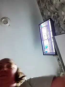 Kiss Eva online show from March 2025 10:39:02 PM