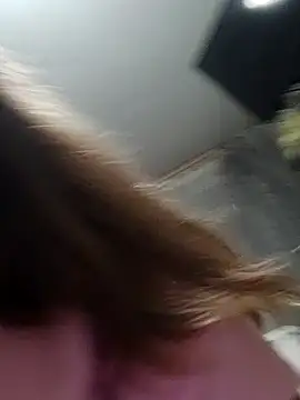 Kiss Eva online show from November 2025 06:09:02 PM