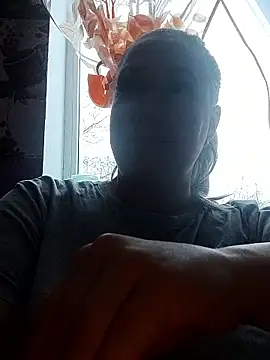 Kiss Eva online show from January 2026 02:00:01 PM