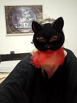 Snapshot of Trivia_magic chatting on October 2025 10:47:02 AM Trivia magic online show from October 2025 10:47:02 AM