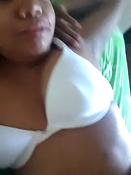 CloeeHills  online show from November 2025 10:08:02 PM