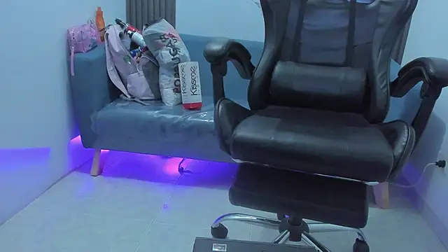 ShaunaDream online show from October 2025 03:49:01 AM