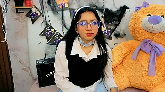 VioletxBloom online show from October 2025 09:38:01 PM