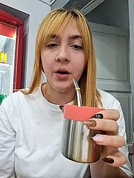 Snapshot of ayebran chatting on September 2025 08:41:01 PM ayebran online show from September 2025 08:41:01 PM