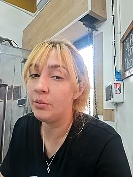 Snapshot of ayebran chatting on September 2025 04:07:01 PM ayebran online show from September 2025 04:07:01 PM