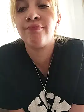 Snapshot of ayebran chatting on October 2025 01:22:01 PM ayebran online show from October 2025 01:22:01 PM