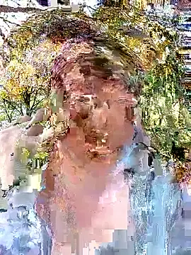 quynhkoolbae online show from November 2025 01:40:01 AM