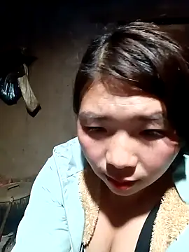 quynhkoolbae online show from December 2025 12:45:02 PM