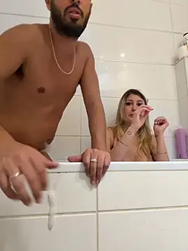 Snapshot of husbandandwifetobe chatting on November 2025 03:49:02 AM husbandandwifetobe online show from November 2025 03:49:02 AM