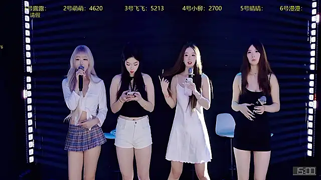 CrazyGirl-888 online show from January 2026 01:38:02 PM