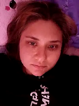 ivorywhisper online show from September 2025 01:00:01 PM