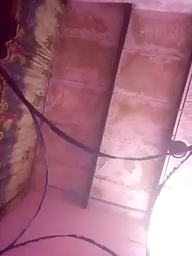 Snapshot of TINASONI chatting on October 2025 02:04:02 AM TINASONI online show from October 2025 02:04:02 AM