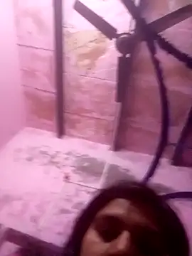 Snapshot of TINASONI chatting on November 2025 11:14:02 PM TINASONI online show from November 2025 11:14:02 PM