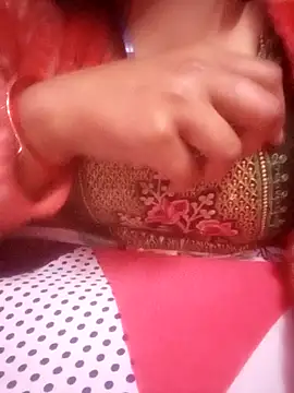 Snapshot of TINASONI chatting on February 2026 10:50:01 PM TINASONI online show from February 2026 10:50:01 PM