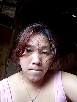 Snapshot of miumiu_00 chatting on October 2025 07:40:02 AM miumiu 00 online show from October 2025 07:40:02 AM