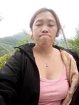 Snapshot of miumiu_00 chatting on October 2025 02:12:01 AM miumiu 00 online show from October 2025 02:12:01 AM